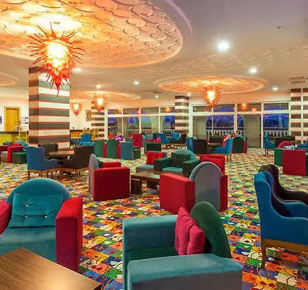 فندق Defne Defnem سيدي