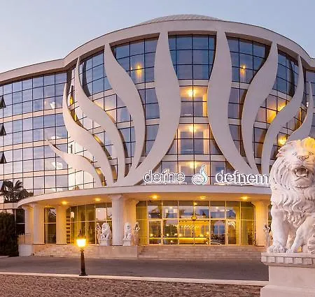 Defne Defnem 5* Side